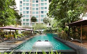 แอสพีรา 12 อเวนิว อโศก สุขุมวิท